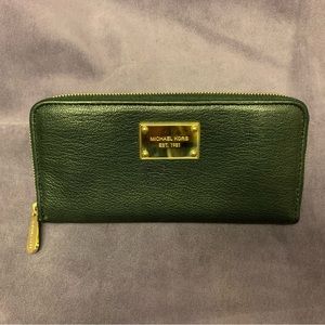 Michael Kors Black Leather Zip Around Wallet